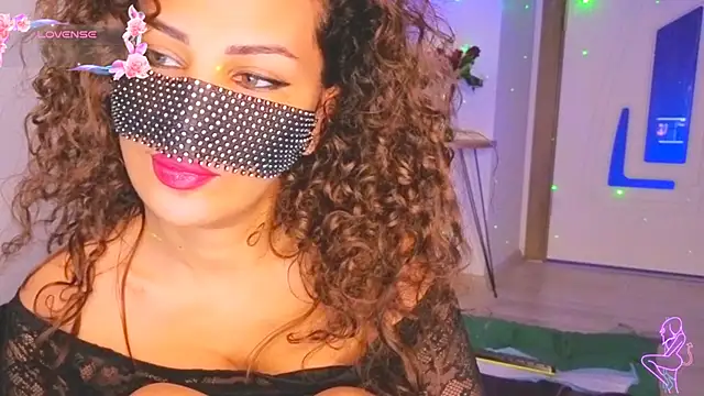 -TurkishLatina- Adlı Modelin Web Kamerası Şovu