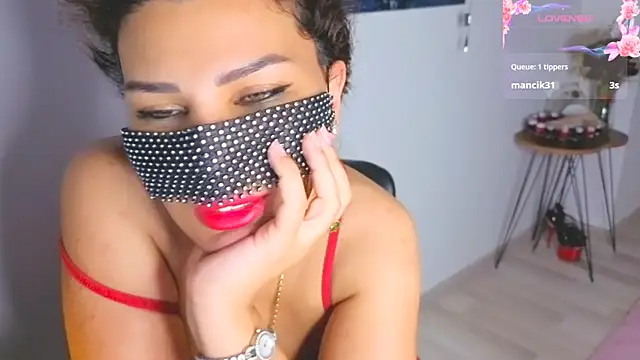 -TurkishLatina- – Kamerová šou