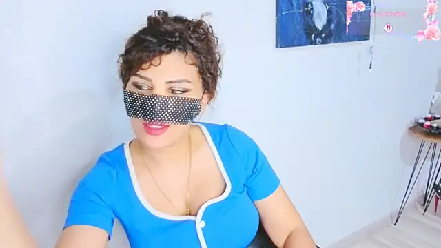 Pokazy przed kamerką – -TurkishLatina-