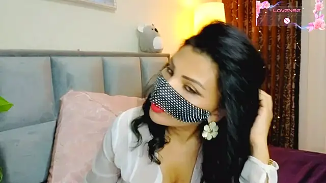 -TurkishLatina- Adlı Modelin Web Kamerası Şovu