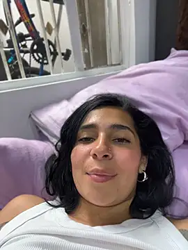 Meganmilk1n Live XXX chat