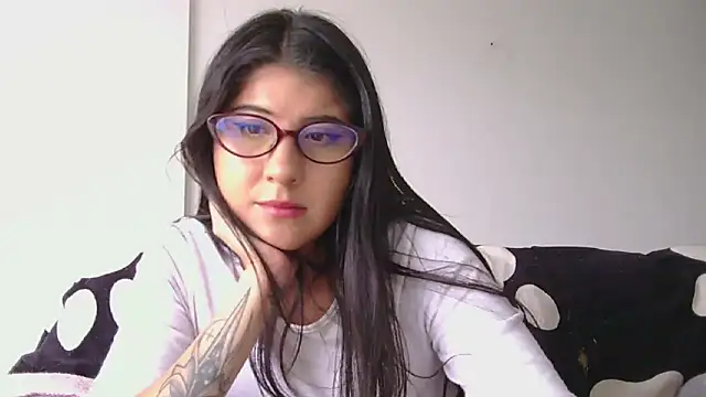BubbleGumm_'s Live XXX Chat