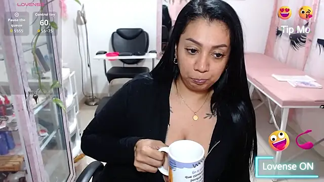 Czat XXX na żywo – titsbiglovers