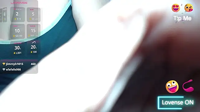 titsbiglovers' Live XXX Chat