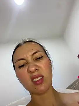 دردشة Abby_Colyns23 الجنسية المباشرة