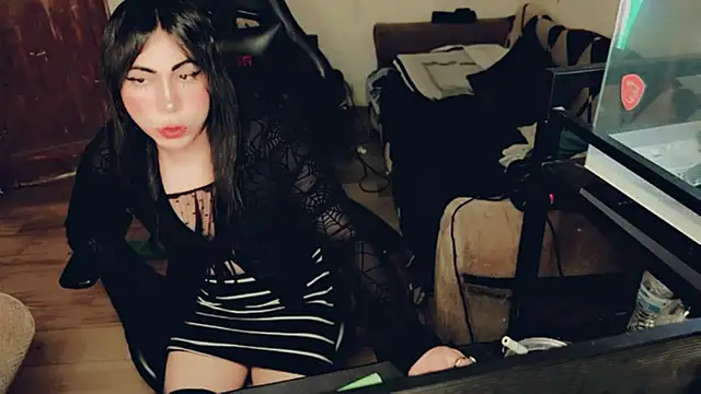 Pertunjukan Kamera Web evelyntvsexy