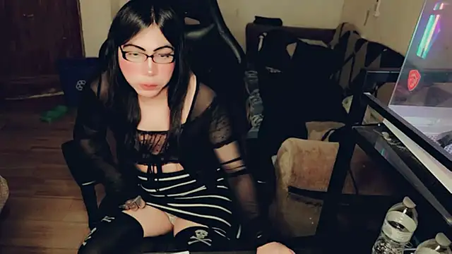 evelyntvsexy's Webcam Show