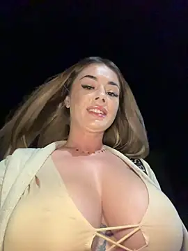 IsabellaEtthan Webcam Show