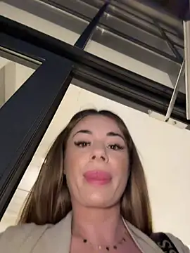 IsabellaEtthan Live chatroom
