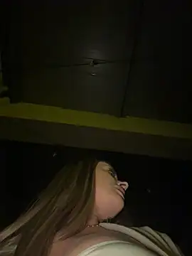 Sala de chat ao vivo de IsabellaEtthan