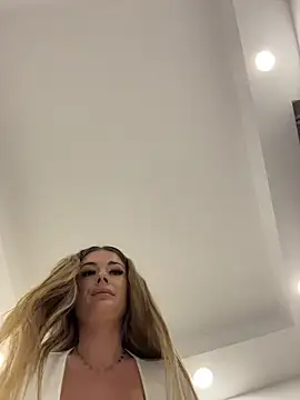 IsabellaEtthan's Webcam Show
