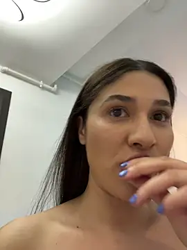 IsabellaEtthan Show Webcam