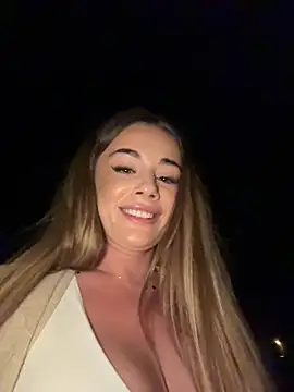 IsabellaEtthan's Webcam Show