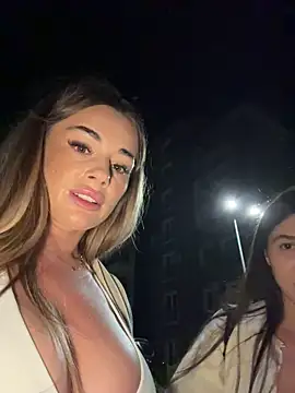 IsabellaEtthan's Webcam Show