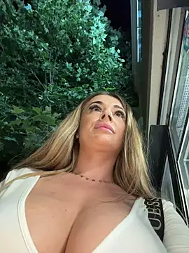IsabellaEtthan's Webcam Show