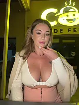 IsabellaEtthan Show in webcam