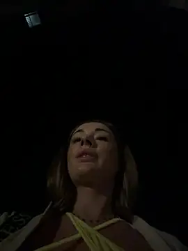 IsabellaEtthan's Live XXX Chat