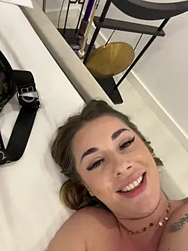 IsabellaEtthan's Webcam Show