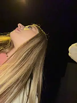IsabellaEtthan Show Webcam