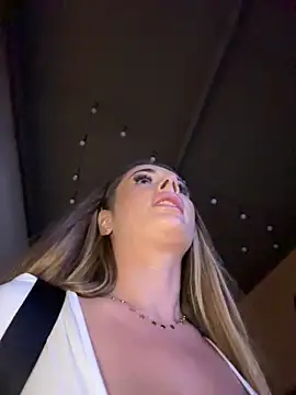 IsabellaEtthan's Webcam Show