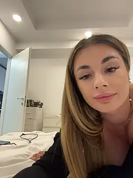 IsabellaEtthan Show Webcam