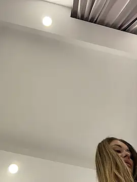 IsabellaEtthan's Live XXX Chat