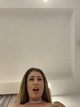 IsabellaEtthan Show Webcam