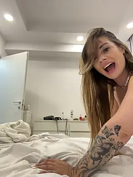 IsabellaEtthan's Webcam Show
