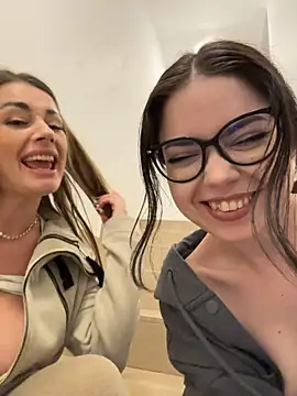 הופעת וובקאם של IsabellaEtthan