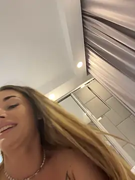 IsabellaEtthan Pertunjukan Webcam