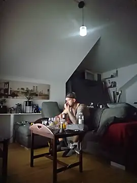 eltoulou Webcam Show