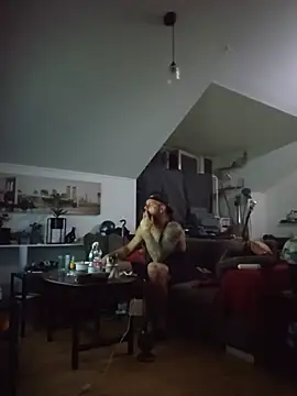 eltoulou Webcam Show