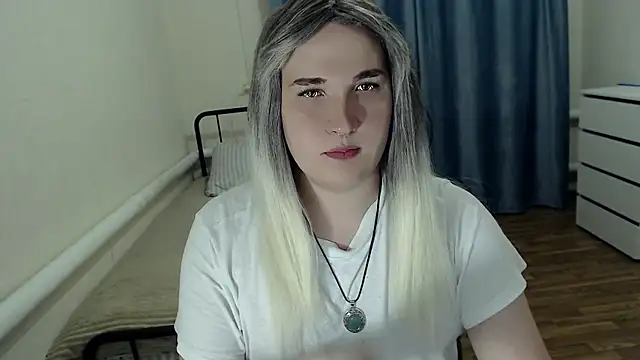 EvaMiron Webcam show