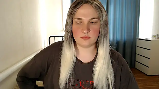 EvaMiron Webcam show