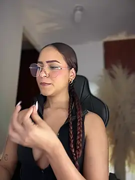 XXX chat uživo modela gretta_kler1