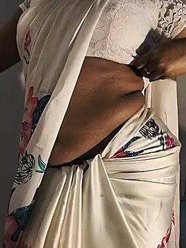 Show de DIRTYSECRET_QUEEN_07 na webcam