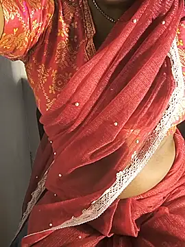 DIRTYSECRET_QUEEN_07 Adlı Modelin Canlı XXX Sohbeti