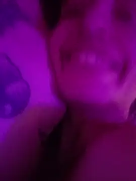 Neural_vampyr 网络视讯表演