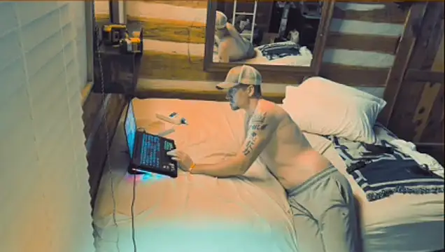 HARD_2QUIT's Webcam Show