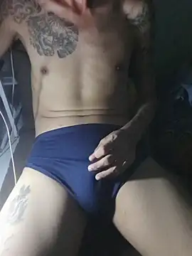 Ladyboy69X@xh 在線直播表演