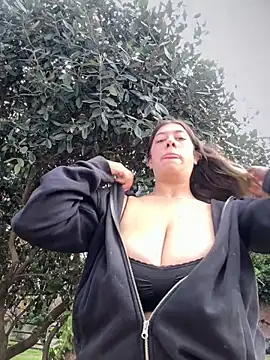 Enyeld_ruru's Webcam Show