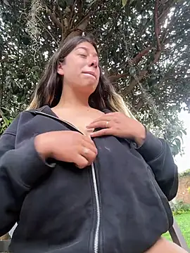 Enyeld_ruru's Webcam Show