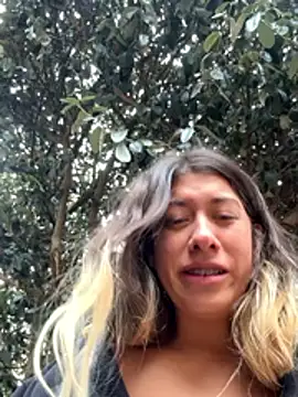 Enyeld_ruru Webcam Show