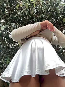 Enyeld_ruru webkamerás műsora