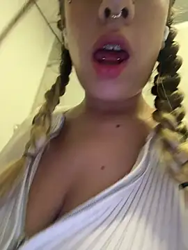 Enyeld_ruru Webcam show
