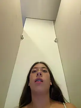 Enyeld_ruru's Webcam Show