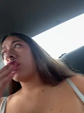 Show modela Enyeld_ruru na web-kameri