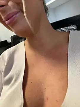 Hii_Lolla Webcamshow