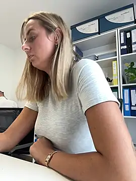Hii_Lolla webcam show