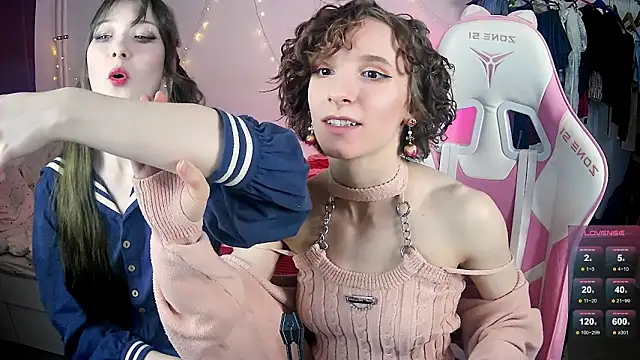 Show de Violet_Veliya na webcam